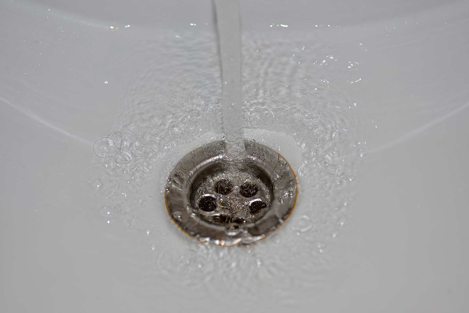 A2B Drains provides services to unblock blocked sinks and drains for properties in Gateshead.